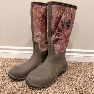 Muck Women's Winter & Rain Boots - Brown and Pink